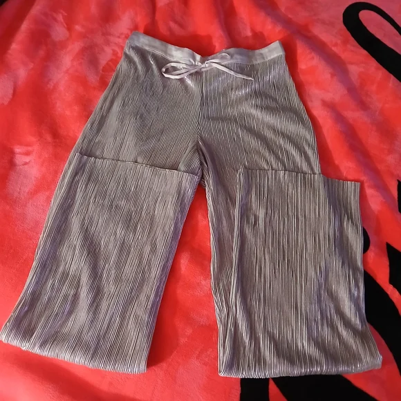 Victoria's Secret Pink Metallic Pajama Pants - Picture 11 of 12